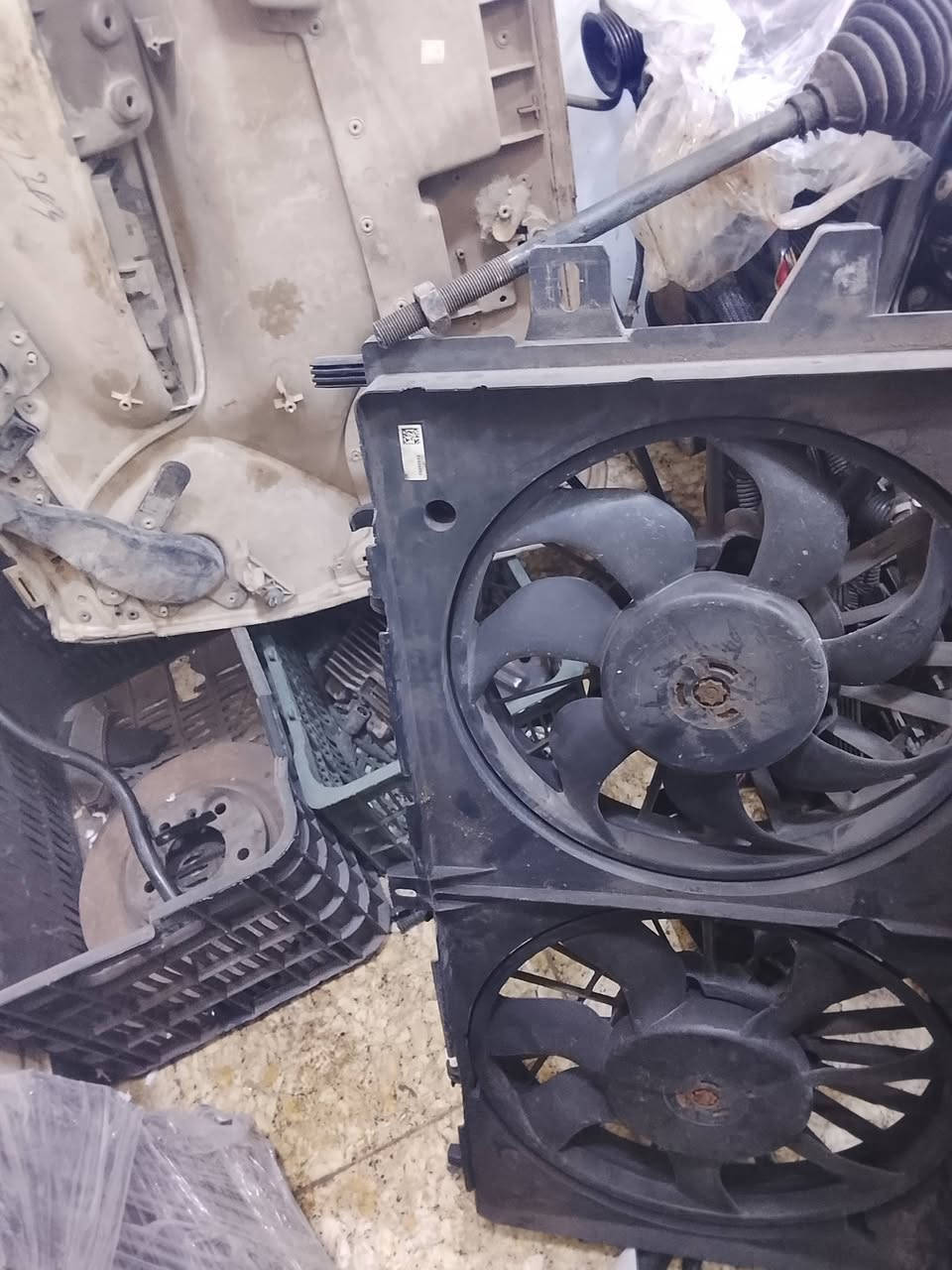 سلام عليكم تم بعون الله وصل واجبه مروح وضفاير ومحركات وكيوره اخوكم سجاد كهرباي
***********
