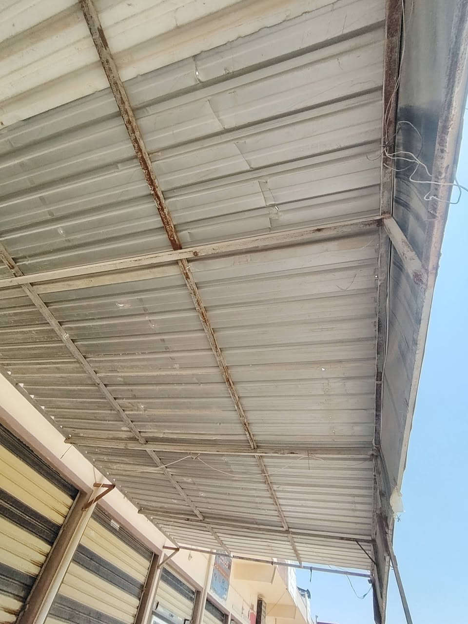 لبيع أغراض محل هلي موجود بصوره بسعر مناسب
لتواصل
***********
