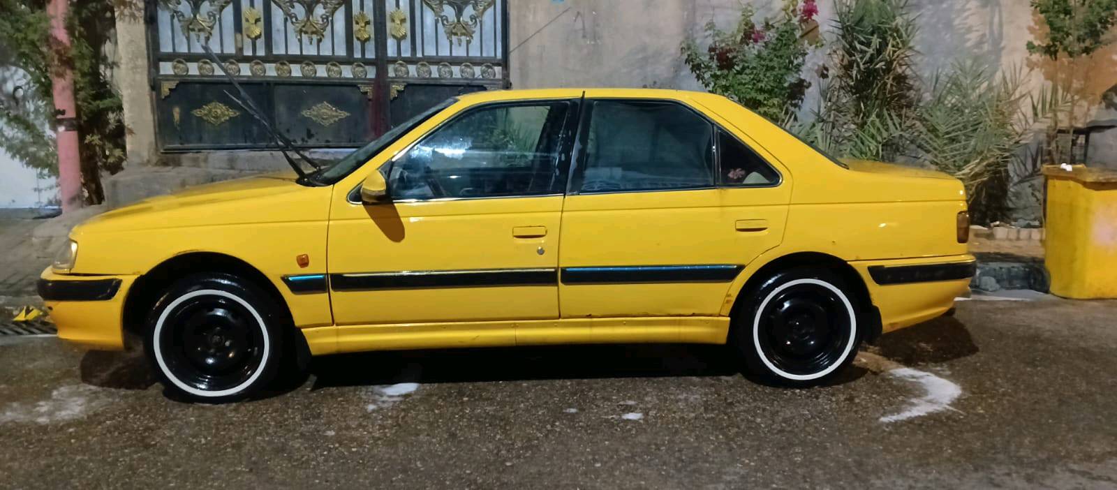 سلام عليكم بيجو بارص للبيع موديل 2013 تكسي السنويه منتهيه سياره شغاله كلشي بيه شغال وتبريد حداديه ومحرك ما عايزه شي بس البدي بي خياسات شوي السعر 30 وبيه مجال للاستفسار الاتصال على الرقم ***********