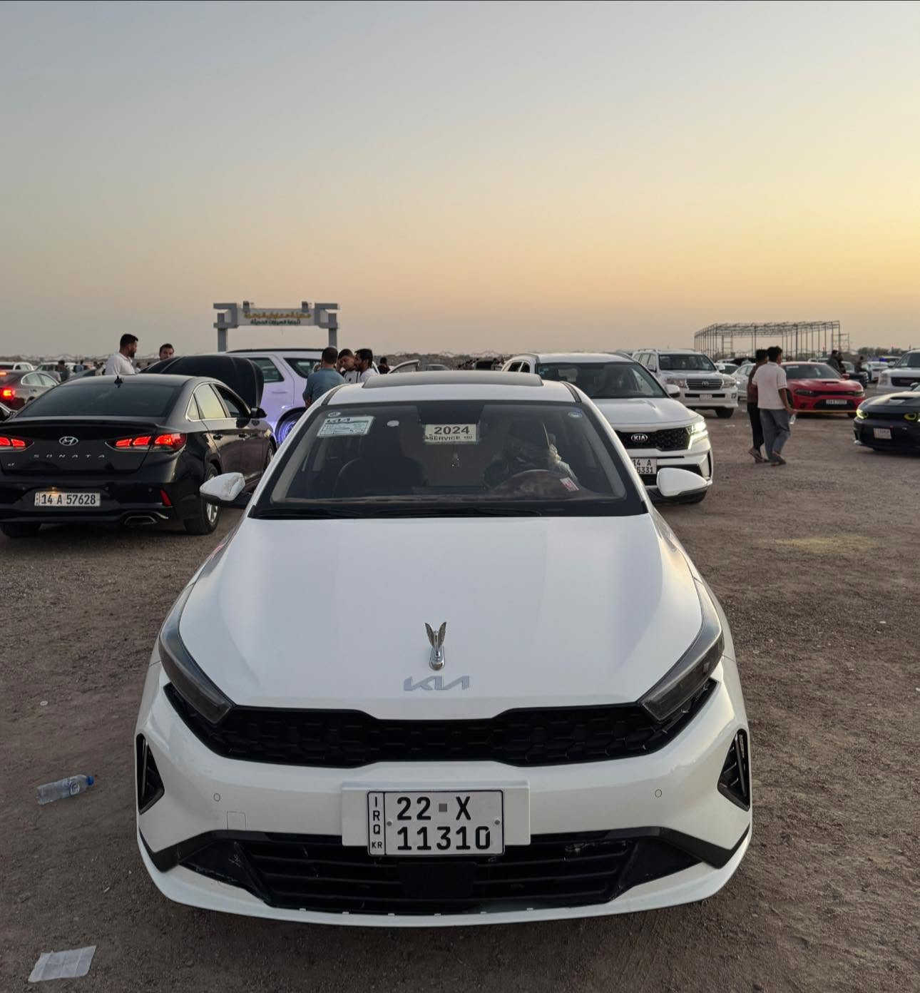 السلام عليكم.  
كيا كي ثري K3 موديل 24
تجميع الصين
فول  مواصفات

.
محرك 1500 دبل نوزل 
رقم اربيل  + تريد وكالة او تحويل 
 ماشية “ 29 الف 
 
🔴المواصفات 
✅️فتحة
✅️شاشه كامرة 
✅️تحكم ستيرن جهتين 
✅️بصمه 2 أبواب و بصمه تشغيل
✅️شاحن تايب سي شحن سريع 
✅️كير طياره 
✅️شاشه بالكير
✅️لايت لد زينون 3 عدسات متحركة + الخلفي هم لد متصل 

✅ أشاير لكزس️ متحركة 
✅المري الجانبية بيها ️اشاير + هيترات 
✅️صندوك ذكي بصمة ( يفتح عند الاقتراب )
✅️سايد بريك بصمة
✅️أوتو هولد (auto hold)
✅️درايف مود 4 وضعيات
✅️(sport+eco+smart+comfort)
شاشة عداد دجتل 
وبيها بعد مواصفات 

السيارة كفاله عامه ما عدا ملاحضات بسيطه كلش

للأستفسار اكثر التواصل على وتساب
***********
مكان السياره البصرة. كرمت علي . سكن المطار📍
