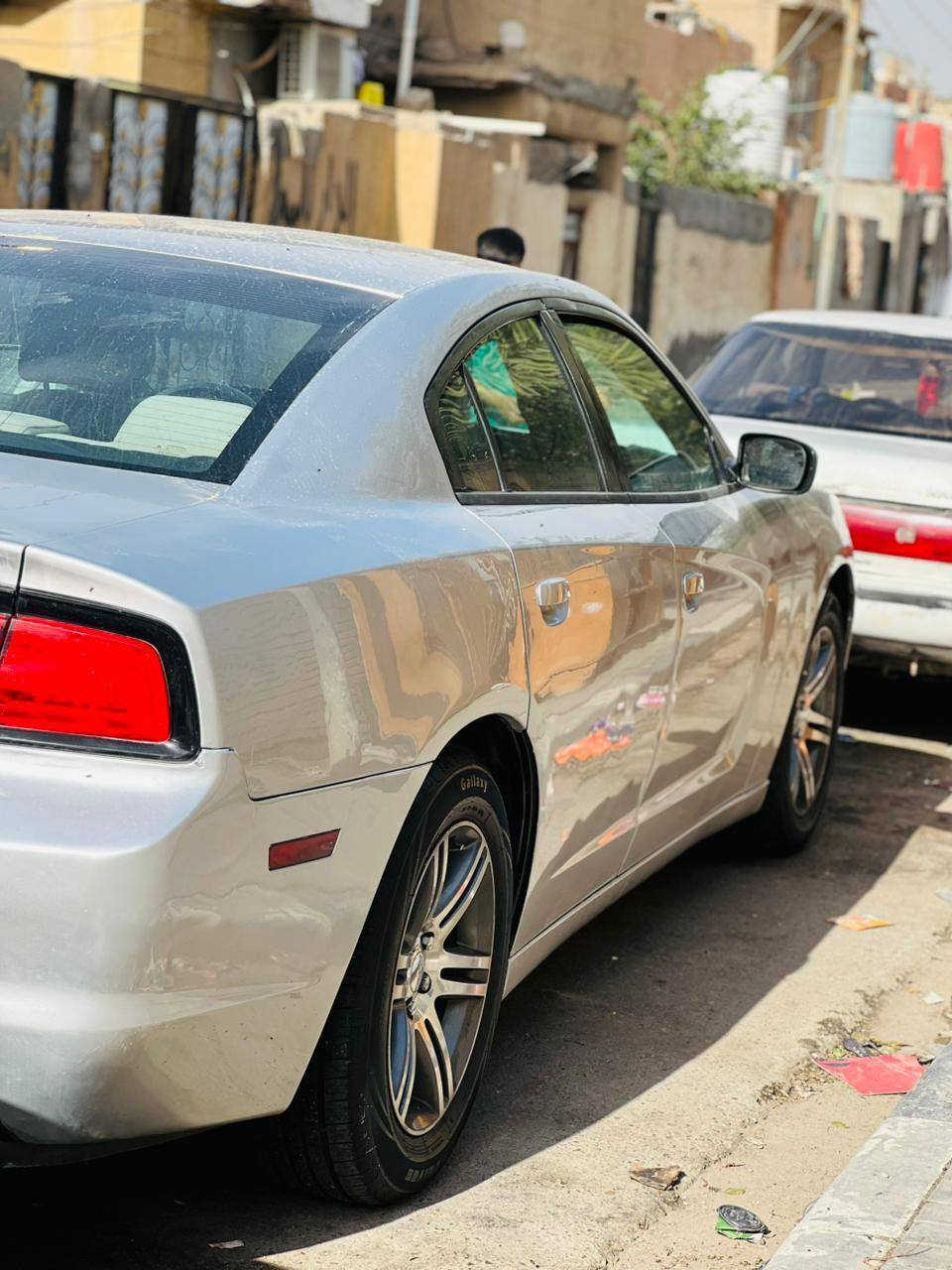 السلام عليكم ساره جارجر موديل 2014 خليجي السياره ادوات مكفوله من الكص السياره مكفوله من الضريه وبيهه صبغ بل خليج مو بل عراق وحلوه السياره جديده كير مكينه كله جديد حداده المكان بصره قبله***********
