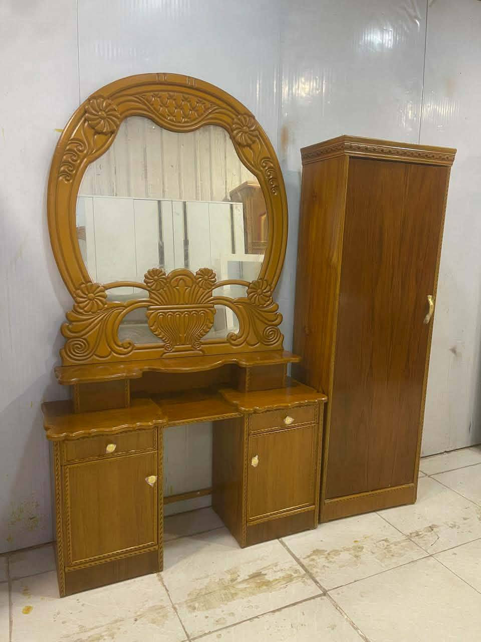 غرفه نوم البيع صاج عراقي  ***********.السعر 700
