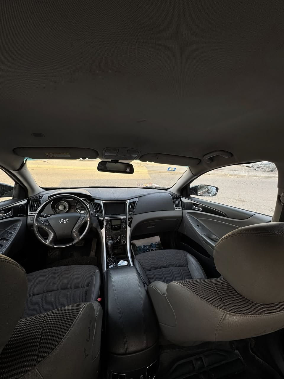 سلام وعليكم سوناته 2013  ادوات ادوات (كصه جنطه ) السياره كسر كارتون وجديده ع اخر حبايه ما بيه نقص برغي الف ما تصرف عليه كير مكينه حداده تبريد بلكارتون وجاهزه تخم تاير بلكارتون متومه وكامله ارقام وسنويه نكليزي بغداد سنويه لل29 السعر 53 وبيه مجال 
*********** مكان السياره بصره بصره بصره
