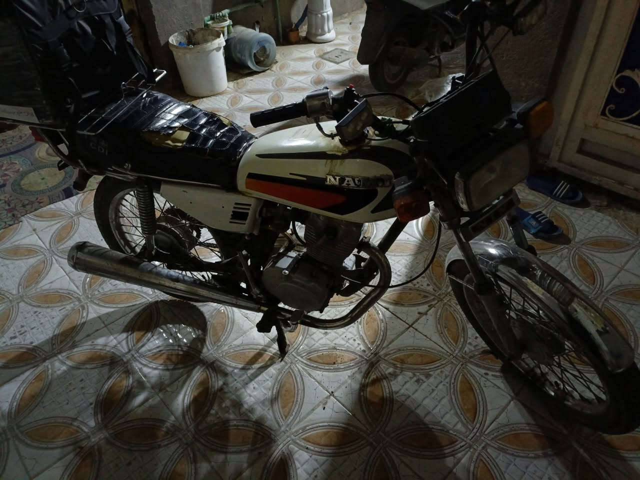 دراجة نامة كلك كلك كلك
دراجة جاهزة اي نقص مابيهة شرط مكينة لا تبخير ولا تنقيص كهربائياتهة كلهة شغالة لايت ثلجي اشاير ترميش استان مبايل تريدهة وية الصندوك تريدهة بوحدهة مكاني ناصرية مركز اتكفل سرقة وعشاير ***********
