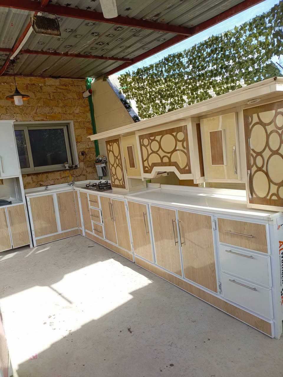 كاونتر  تسكام 6 و10 ارضي
وفوك مترين ونص   طباخ كرستال كلش نضيف 
ڱڵـه  مرمر نضيف جدا سعره 670  مكان بابل لكفل ***********
