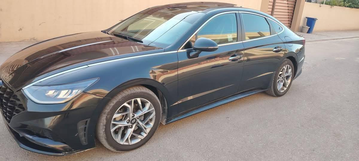 السلام عليكم سوناته وارد امريكي مديل 2020 فول موصفات حادثهه كما موضح بصوره رقم قادسيه معوقين بس هاي سنه وتنتهي مكان السياره البصره غير متواجد علفيس ‭0774 634 9000‬
