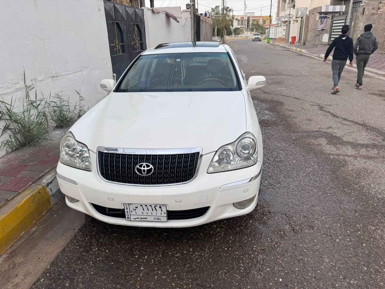 سلام عليكم ماجسته موديل 2007 فول واحد ع واحد كفاله عامه سياره رادار فتحه خمس دكم سياره جديده مبيعات سنويه بسمي سياره وكاله ثاني يوم سياره عليه كمرك تروح تدفع كمرك وتداور السعر تصل وتدلل الستفسار ***********
