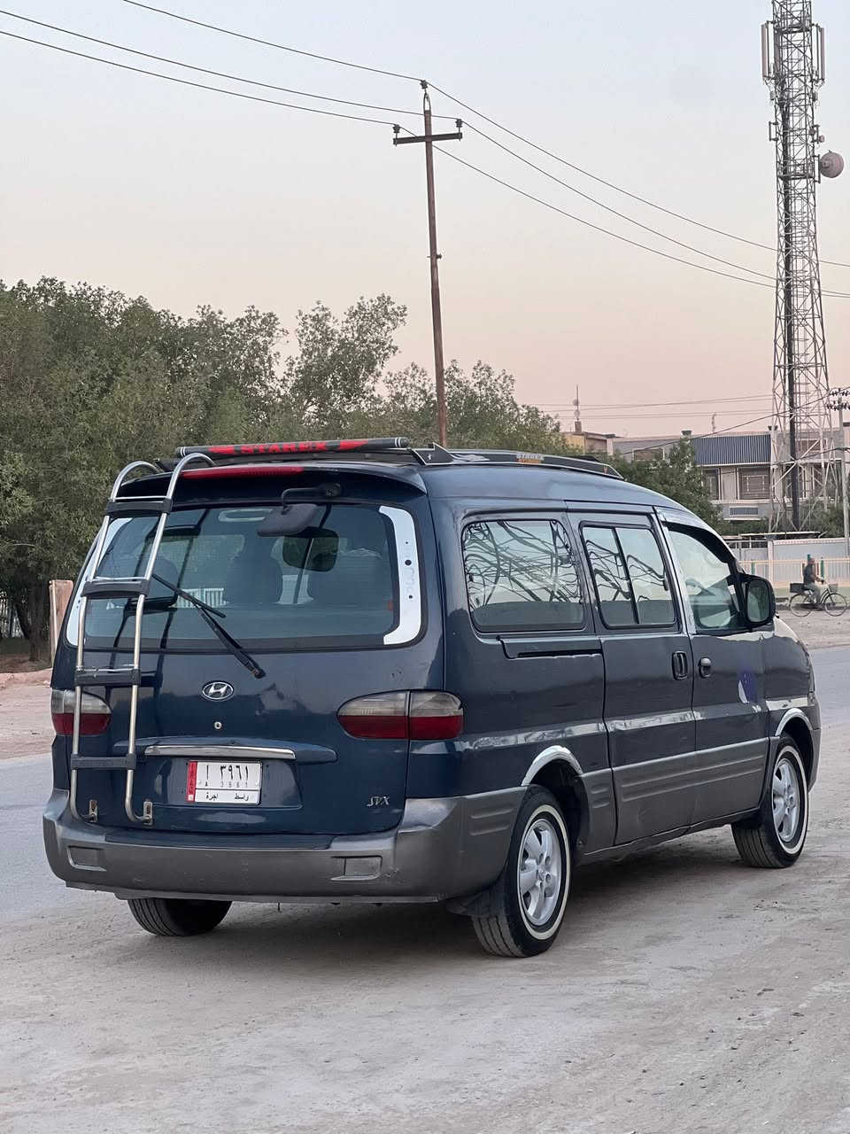 الي يدور نضيف وبدون صبغ وبدون خياس وسعر مناسب يجي هنا
2007 البدي كفاله عامه من الضربه والصبغ والمعجون والتبديل والبارد
مكينه مفتوح كير عادي
مكينه وكير واكسل مكفول 
رقم واسط شرط التحويل ومصفره 
خط وبحث جديد حداديتها جيده تايرات نضاف دواخل كلش نضيفه 
جاهزه من كلشيي
السعر: 75 وبيها مجال
مكاني حله 
***********
