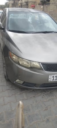 للبيع فورتي موديل 2010   وارد امريكي محرك ٢٠٠٠ بدون صبغ فقط بارد قليل ...