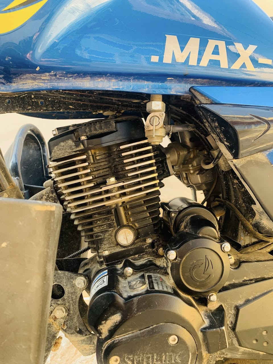 يالله السلام عليكم دراجة للبيع سونك ماكس وان موديل 25 طلعتها من المعرض نهاية السنه دراجة جديدة خير من الله نضافة فول ما مفتوح ولا برغي بيها شلعة خير من الله السعر900 او بيها مجال حك الجية العنوان بغداد قرب مدينة بسماية ناحية الوحدة الخاص مفتوح


**إذا كنت صاحب هذا الإعلان وتريد حذفه لأي سبب، رجاءا أرسل رسالة إلى الدعم الفني**