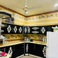 حي العسكري شارع ٦٠ • ١٢٥م • مطبخ براني