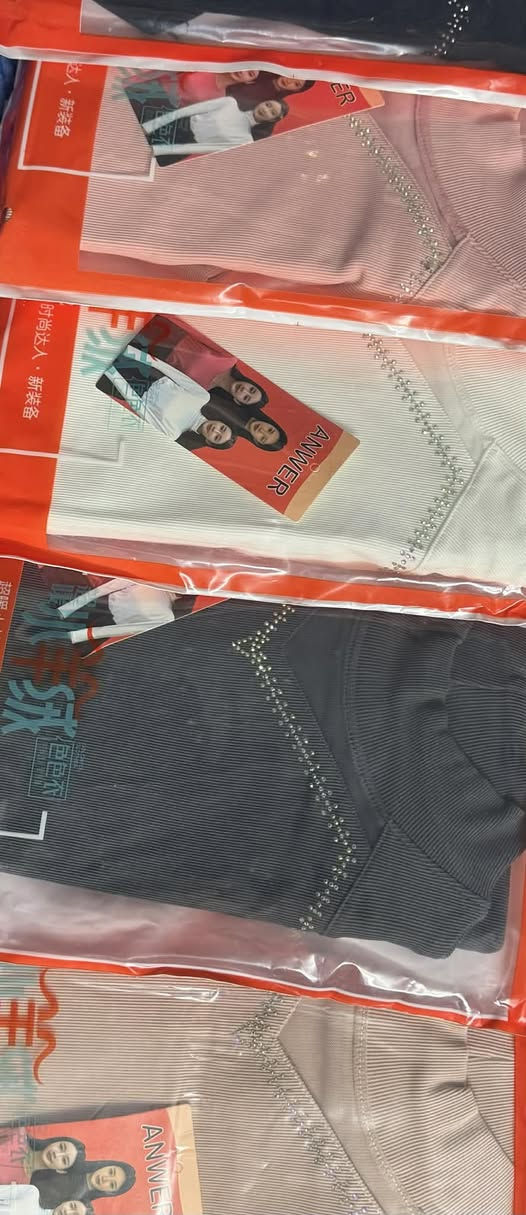 هاينك نسائي بهاري
خامه مريب
الالوان اسود وابيض ورصاصي وردي وبيجي
السعر ب8


**إذا كنت صاحب هذا الإعلان وتريد حذفه لأي سبب، رجاءا أرسل رسالة إلى الدعم الفني**