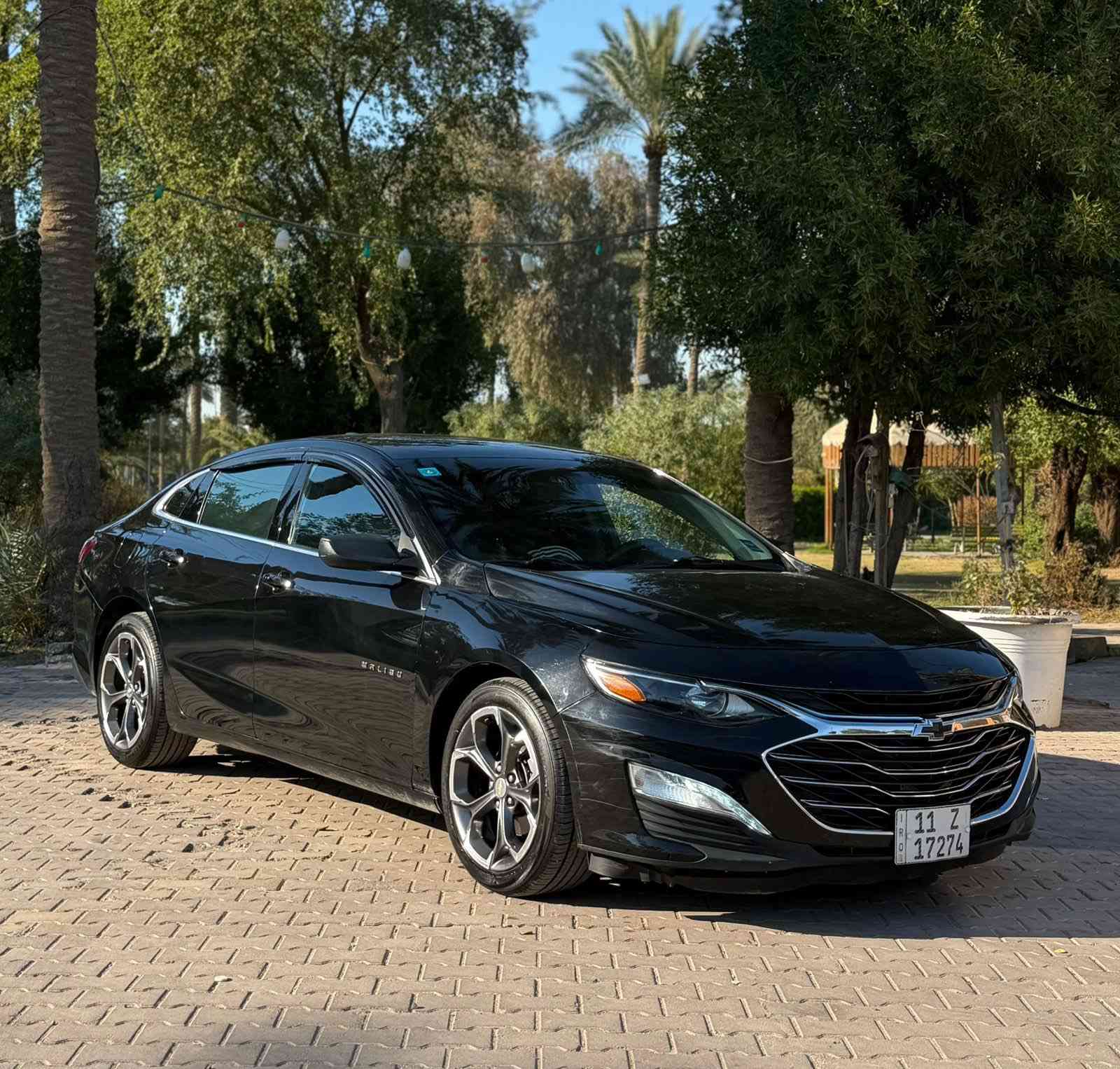 السلام عليكم
ماليبو 
موديل :2023
ماشية : 50 الف 
المواصفات
بصمه 
بصمة ابواب 
تشغيل عن بعد
المكينة 1500 تيربو 
كشنات كهرباء 
ويل كب كروم 
قطعتين تبريد 
تحكم ستيرن جهتين 
كروز سرعة 
شاشة 
كاميرا 
اشاير بالمري 
بلوجكتور لد  
اناره داخلية LED
بلوتوث + اوكس 
الون : اسود 
 ( رقم بغداد آلجديد مشروع وطني بأسمي)
الحادث : بنيد فقط صبغ 
(صور الحادث مرفقة)
(السيارة جاهزه من كلشي بدون اي نقص ) 
السعر : 123وبيها مجال 
العنوان :بغداد الكاظمية قرب مرور الكاظمية معارض جكوك معرض الرحمن .
للاستفسار 
عبدالرحمن 
***********
 ***********
