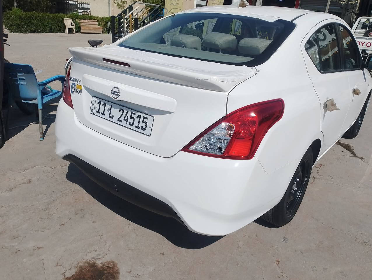 نيسان سني موديل 2025
ماشيه 5000 
بيه بس جاملغ امامي بي بارد
***********
