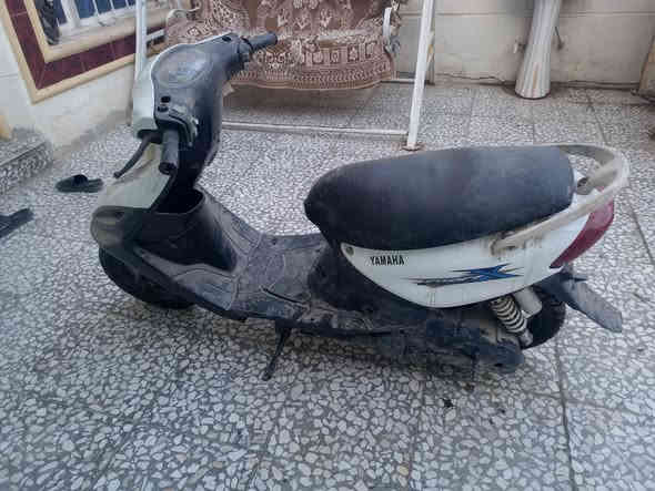 دراجة ماكس طافية متروكة ابيع كوم حديد لاتسائل شبيها حمل وروح
كفرات وتايرات جدد
نقص شوتة

ابيع كوم دحديد
السعر / 175 الف وبيها مجال
المكان / بغداد حي اور ام الكبر والغزلان شارع ضغط شارع مرطبات باندا
رقم هاتف ***********
