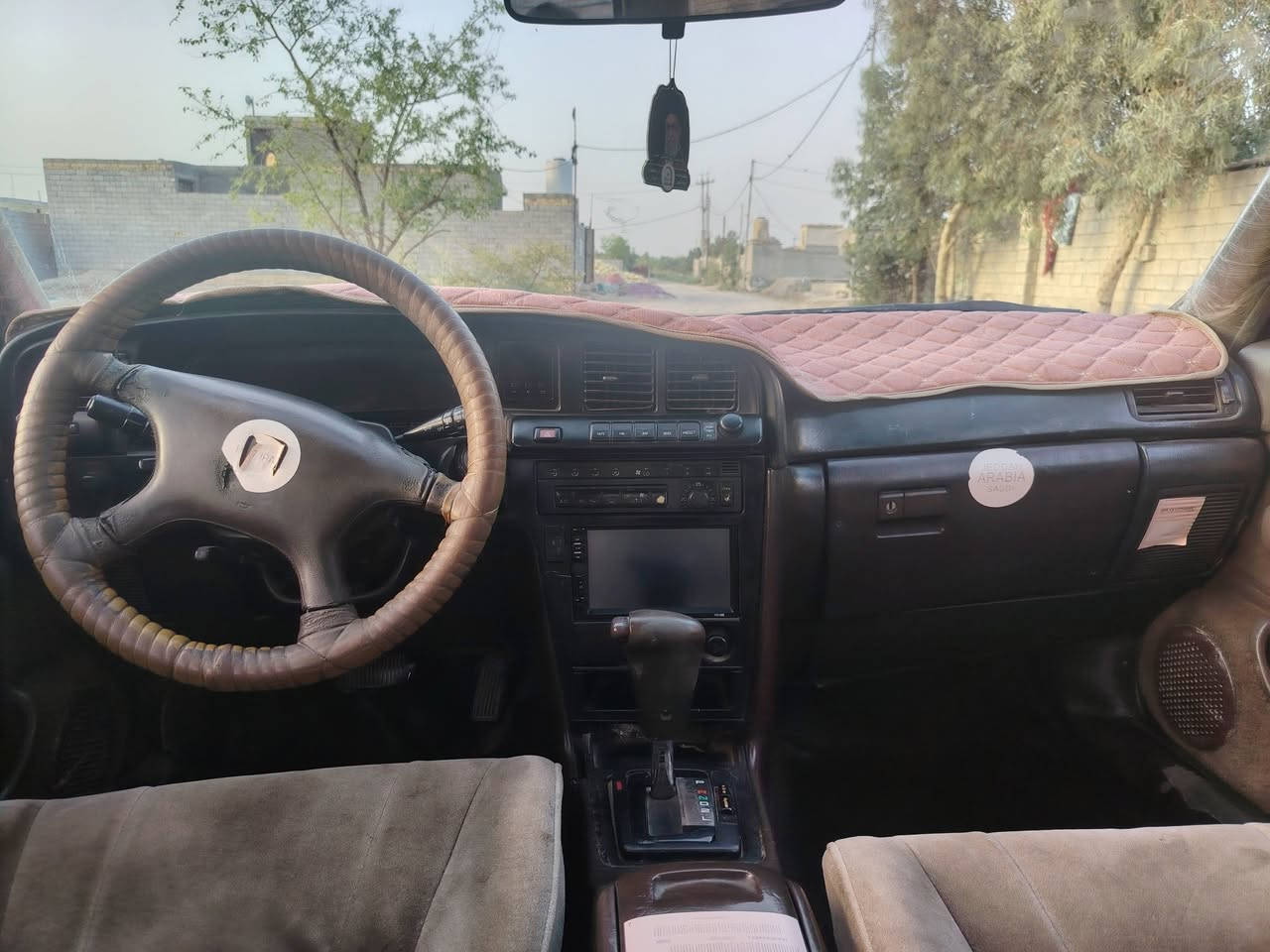 مارك موديل 91 سياره جاهزه مكينه كير حداديه تبريد تايرات جدد رقم بصره و بسمي مكاني ناصريه الرقم *********** السعر 48.وبيها مجال
