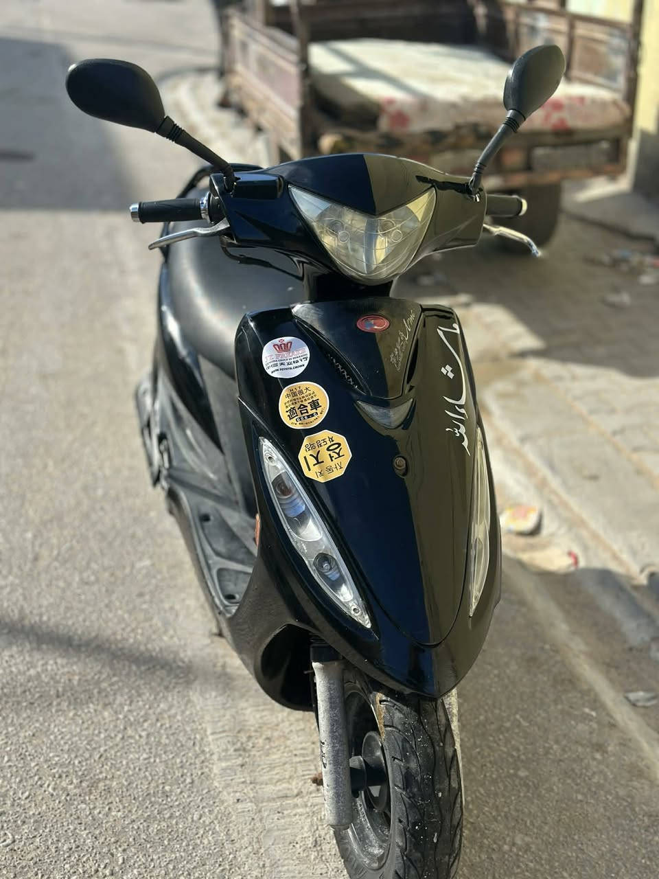 السلام عليكم دراجة كامكو جي فور مال حاوية مكفولة كفالة عامة من طول لطول كلشي بية شغال اي نقص مابية محرك مامفتوح السعر 500 وبية مجال لشراي يتصل مكاني نجف ***********
