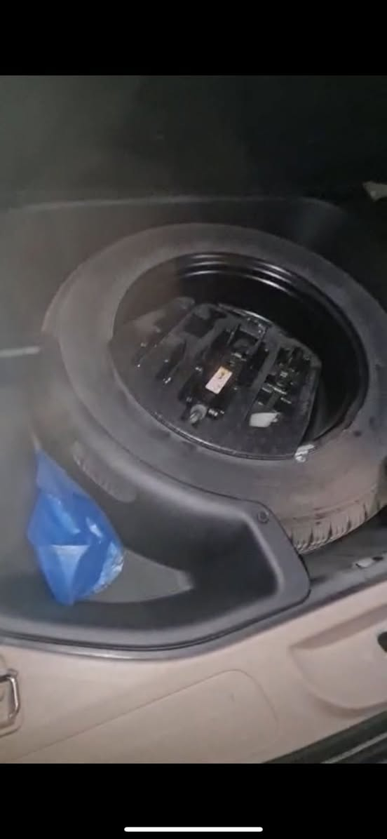 سلام عليكم جيب لمتد خليجي 2014 كفالة عامة خليجي كفالة عامة من ضربة وصبغ وطخة وزلغ ومن فتح جديدة زيرو  حديدة بدون رقم بيهة  رقم حجز  مرور *********** العنوان البصرة
