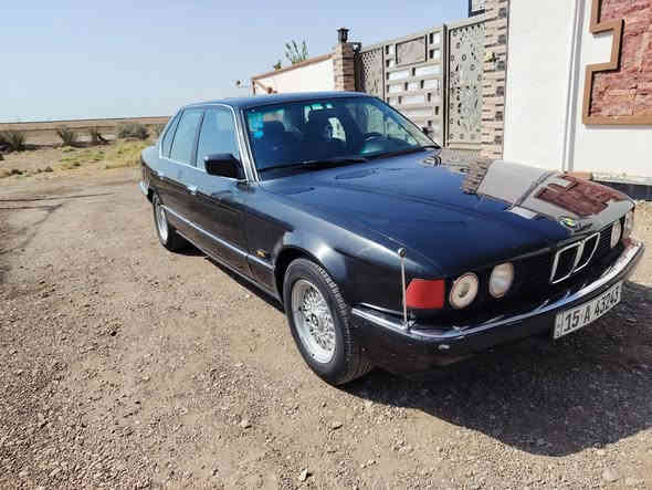 بي ام دبليو 735 رقم انبار بسمي على البلاد صبغ عام جماليه  كير اوتو مال رانج ٢٠٠٧محرك بشرط  كهربائيات الشركه سلايت جام  تايرات جدد   مكانها الانبار هيت..... السعر ٤٥ بيه مجال  الرقم  ***********
