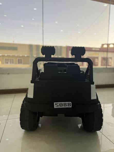 سياره شحن جديده جدا وكما موضح *********** السعر قفل ب 110
