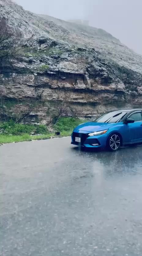 نيسان سنترا موديل 21 فول الفول أعلى فئه sr رقم دهوك مميز
مواصفات فول سقف اسود وفتحه سقف 5 كامرات حساسات اماميه خلفيه وبل جوانب وبل قماره  سياره مابيها نقص برقي مال جناي
تحكم استيرن تحديد مسار تدفا بل اكشانه تدفا بل استيرن وبيها مواصفات بعد هواي
سياره ضرر زاويه بونيد شرط بدون دواخل ايرباك فقط الدركه طاك تأيرات جديده صدر نص عمر تجي تفحص وشوف بعينك سياره احلى منل صور مسويلها ادامه‌ كامله تبديل دهن ولفتر تبديل دسكات كلشي جديد وشرط السعر 160 وبيها مجال
صور الضرر بل منشور
اتصل ***********
***********
