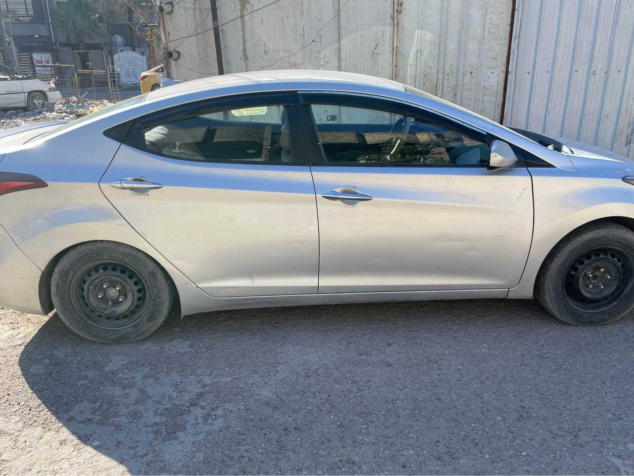 الانتره 2015
سياره جاهزه ونضيفه مابيها اي نقص
***********
بغداد-العبيدي بغداد, العراق
