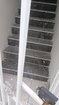 للايجار للايجار مشتمل ١٥٠ متر طابق اول في حي الأطباء معزول عزل تام متك...