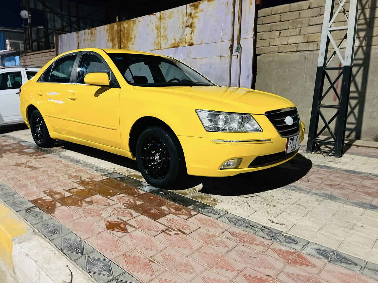 سوناتا  2010 امريكي جاهزه مكينه 2000 شرط مصفره هيئه وغرمات سنويه جديده انكليزي تحويل ثاني يوم دوشمه كشنات وتنته صبغه جديده *********** تخم تاير جديد مكاني ناصريه سوق الشيوخ السعر 95 وبيهه مجال
