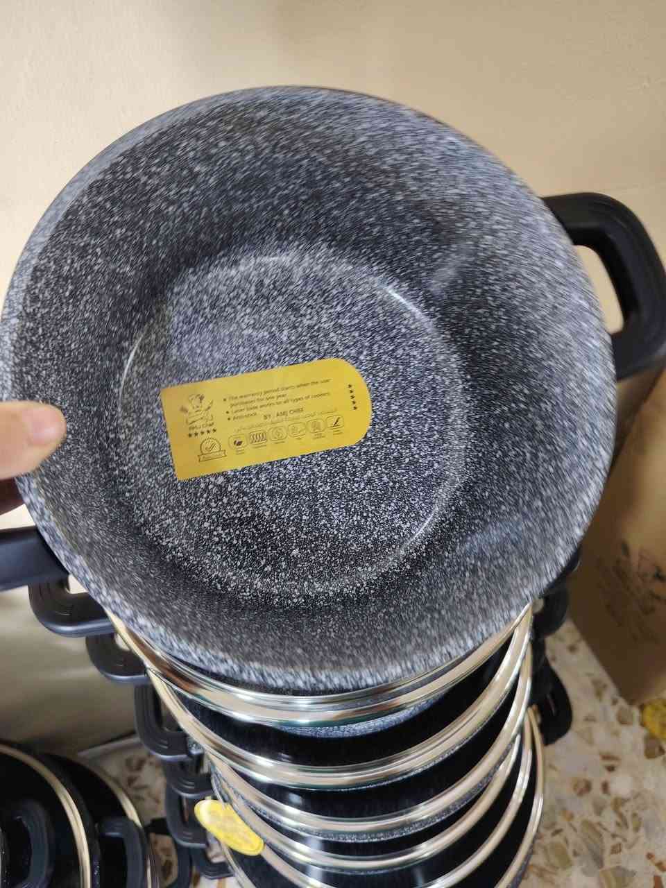 جمال السيت ماينوصف ماركة الشيف زيتي داخل وخارج قاعدة ليزري ثقيل جدا قياس 20 +22 +24 السعر ٣٥ الف متوفر توصيل جميع المحافظات ٥ آلاف بابل ٣ آلاف

@إشارة


**إذا كنت صاحب هذا الإعلان وتريد حذفه لأي سبب، رجاءا أرسل رسالة إلى الدعم الفني**