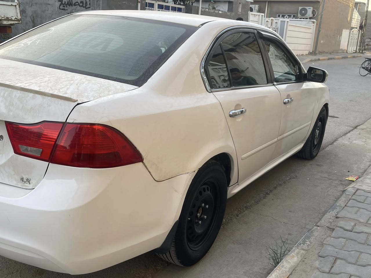 تحيه طيبه
اوبتمه خليجي  2010 فول عدا البصمه 
مابيهه نقص بكد الشعره 
السياره جديده بمعنا الكلمه 
(بيهه ضربه من الخلف جاملغات وقبق جنطه فقط) 
السعر 90 قفل 
مكاني واسط نعمانيه 
***********
