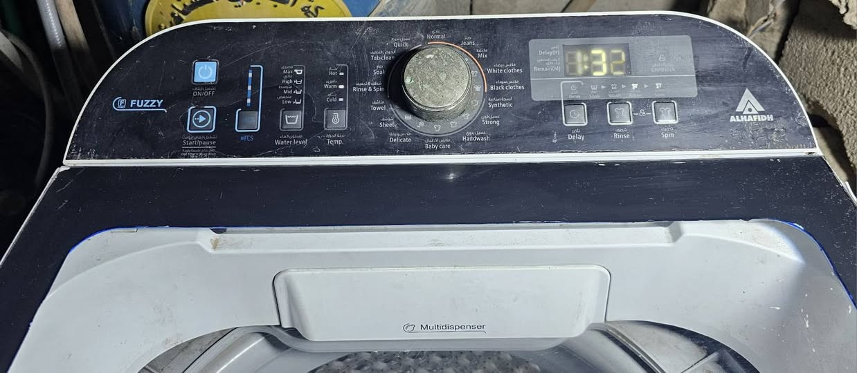 غسالة الحافظ ١٣ كيلو نظيفه جدا جدا وشرط الغسل والتنشيف عالشرط مكاني الهارثه وتوصيلها عليه وهذا رقمي***********
