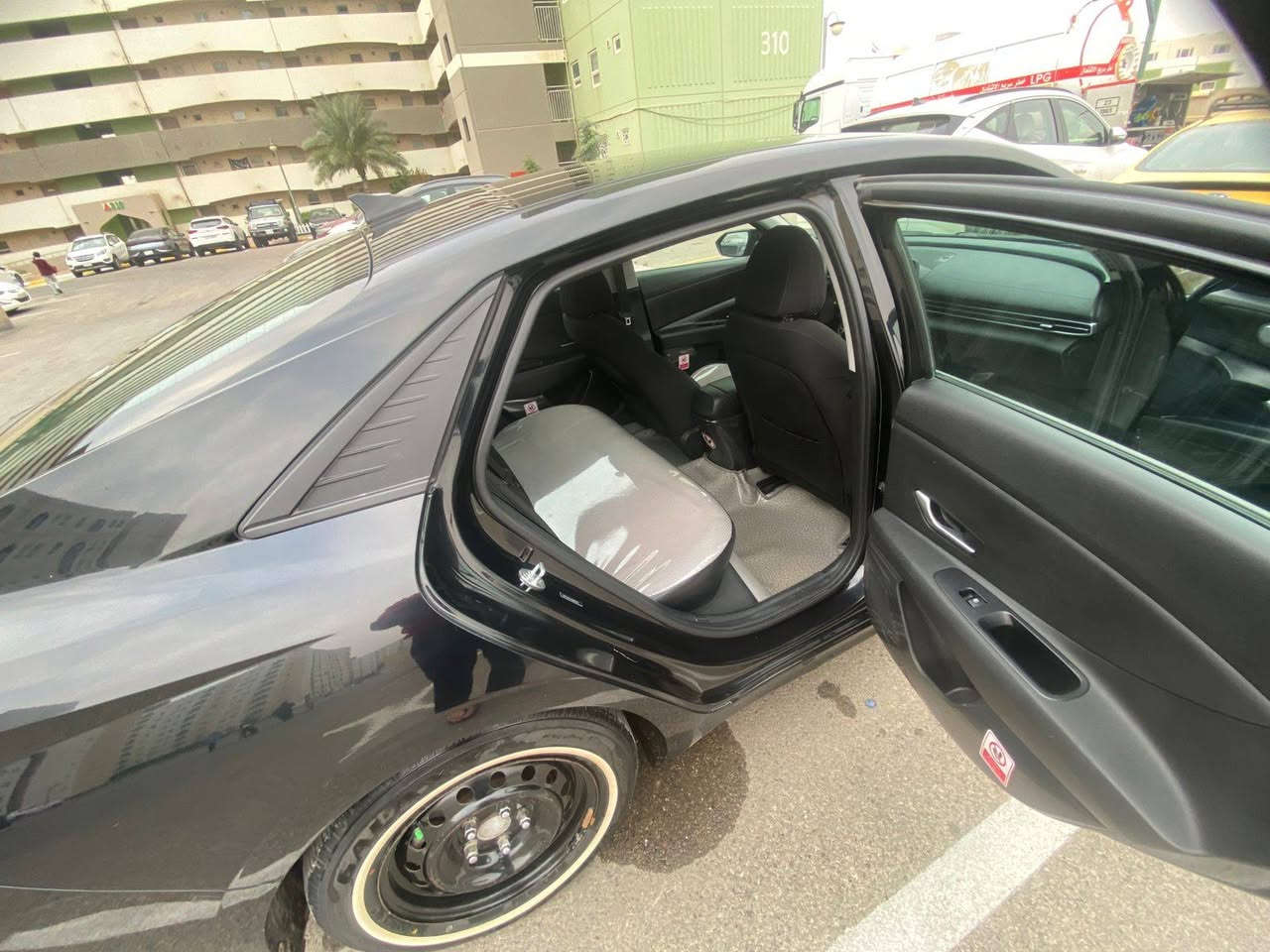 النترا 2022 معوقين كير مكينه كفاله شواصي لغود كفاله حادثه مرفق بدون دواخل وبل عراق ربع جاملغ امامي فقط سياره جاهزه سعر 130 وبيه مجال مع علم معوق سليم وكلشي مابي ***********
