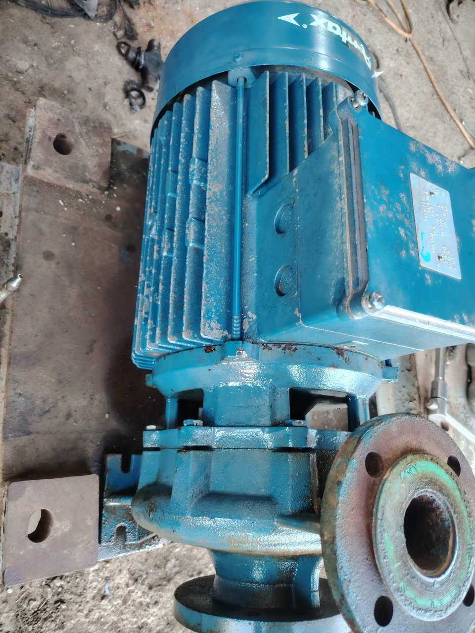 ماطور 20 حصان ثري فيز بلادي اخو الجديد السعر 850 الف
***********
