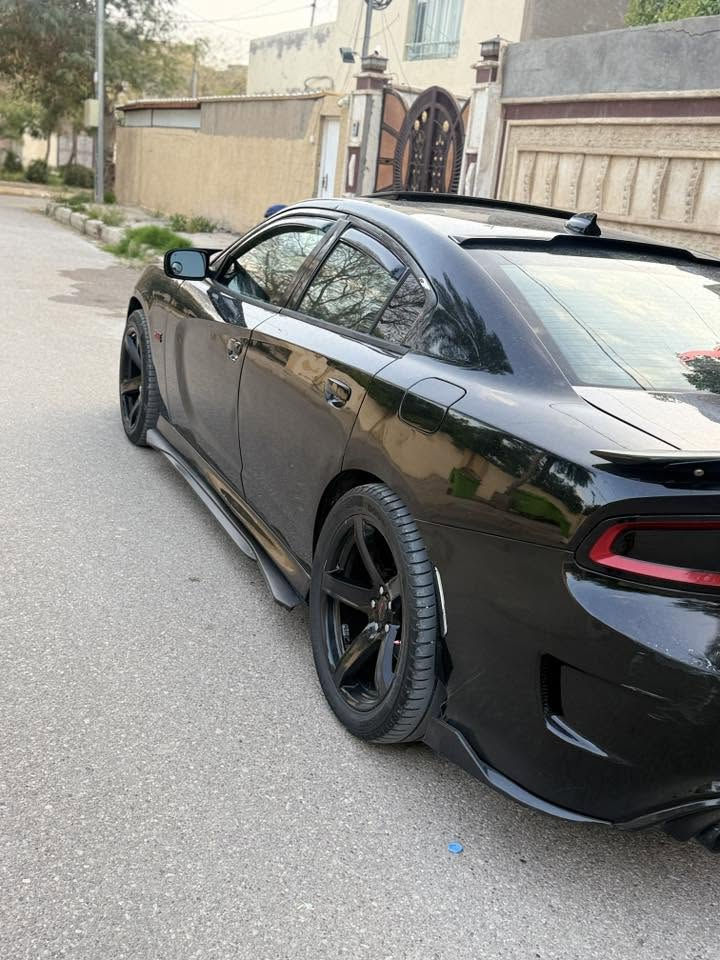 جارجر 2016
فول مواصفات RT 5700
السعر 170 وبيها مجال قليل 
للاستفسار اكثر الاتصال على الرقم
***********
