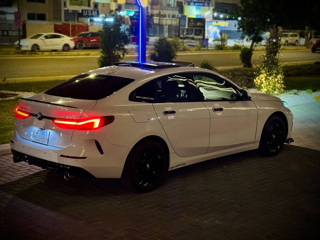 السلام عليكم السياره للبيع بيئم 2021
كشنات خزن 
اناره محيطيه جميع الالوان 
جام تعتيم على زراق بلادي مع مانع حرارة 
شحن واير ليز
شحن تايبسي
ثلاجه جكمجه وحصان واكواب 
تدفئه تبريد كشنات
بك لايت LED
مازدات LED
السياره بيه بعد هواي امور مينذكرن جهازه من كلشي 
السعر 210ورقه وبيها مجال 
العنوان صلاح الدين قضاء بلد 
للاتصال***********او ***********
