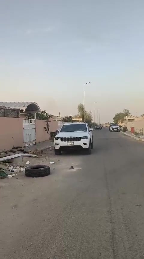السلام عليكم بيت نظام فله طابو مساحه 216 بيه اربع غرف ومطبخ حار وبارد ديوانيه طول 10والعرض 4 وحديقه وكراج سياره  موقع البيت مجمع اللبناني السعر 185مليون علمآ ان البيت حر مامطلوب
***********
السلام عليكم بيت نظام فله طابو مساحه 216 بيه اربع غرف ومطبخ حار وبارد ديوانيه طول 10والعرض 4 وحديقه وكراج سياره  موقع البيت مجمع اللبناني السعر 185مليون علمآ ان البيت حر مامطلوب
