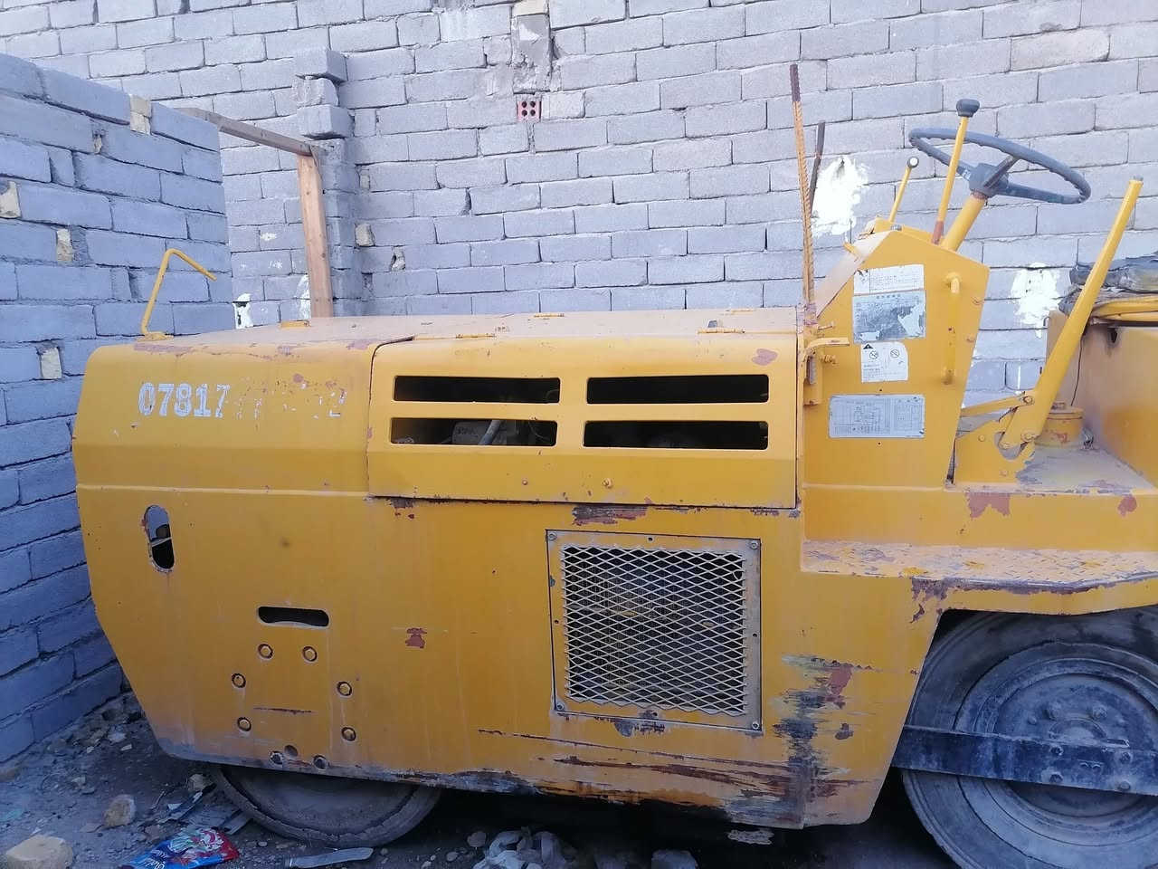 للبيع حادله مطاطيه محرك جديد مديل 1994 بدون وللستفسار تصال ***********
