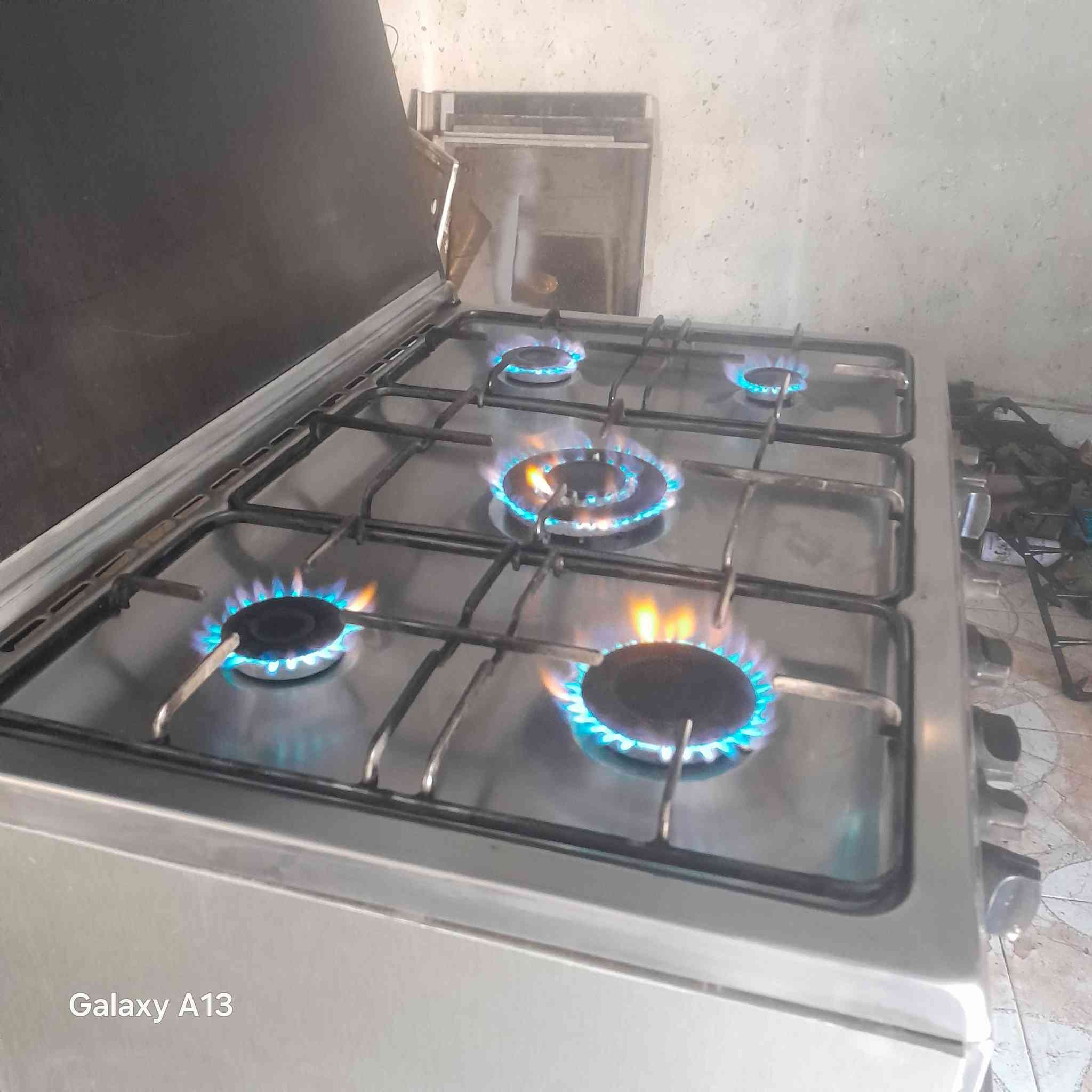 طباخ إيطالي باب اول كوله شغال وعلى الفحص حي النداء شارع المكاتب ٢٠٠وبي مجال كوله شغال واتساب مازنجر موجود ***********
