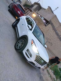 توسان 2020 وارد امريكي  محرك 2400 dji  بانوراما و بصمه باقي المواصفات ...
