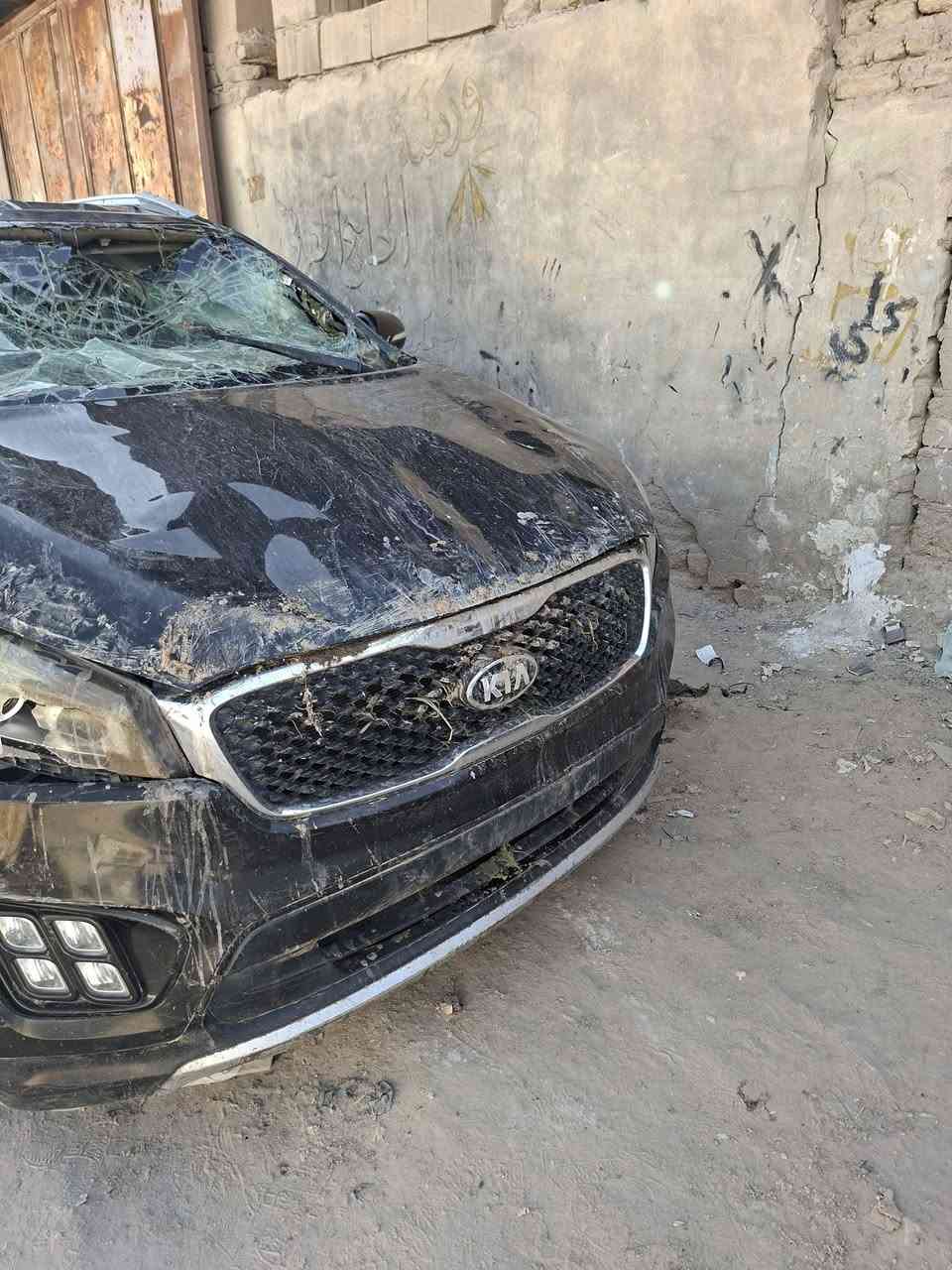 سيارة سورنتو امريكي موديل ٢٠١٦ باسمي اربعة سلندر السيارة مكلوبة  وشغاله وصورها مع المنشور ابيعها على حادثها مكانها الرميثة سعرها ٩٠ وبيها مجال ***********  واكو مقطع فيديو يبين تفاصيلها بالكامل
