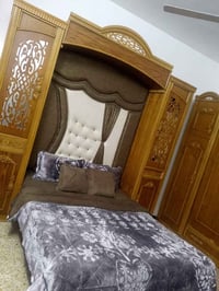 غرفة نوم • للبيع • الايمن