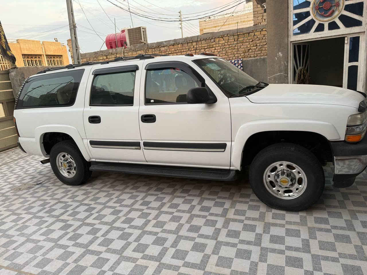 السلام عليكم شوفر ٢٠٠٦ كير الف مكينه ٦١٠٠ تخم تاير تبريد حداديه كله بل جيس تفاصيل أكثر رقم*********** مكاني ناصريه
