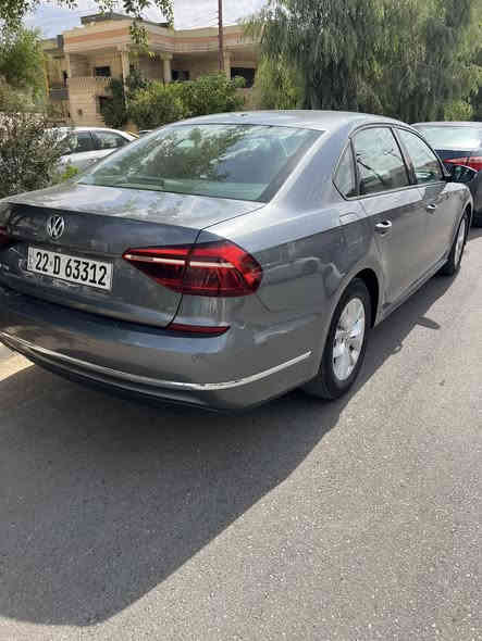 السلام عليكم 
باسات 2018 خليجي محرك 2،5 ماشية 118 الف كيرمحرك شرط بيه 6 قطع صبغ دبي بدون حادث رقم وسنوية جديد 
السعر 143 
***********
