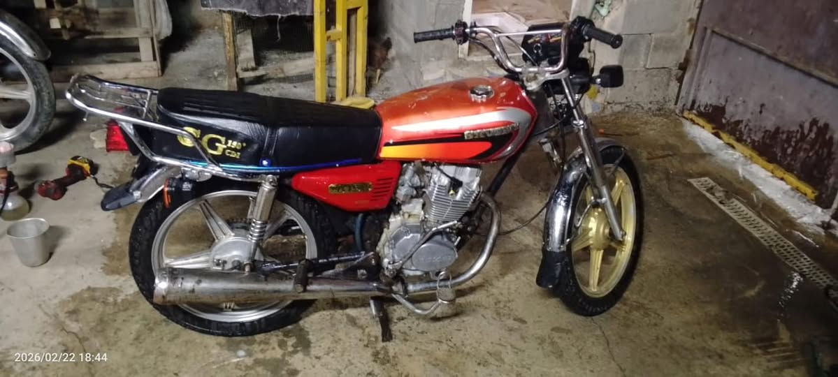 الدراجه 5كير  مجفته قبل يومين السعر 375وبيه مجال وهاذه رقمي ***********
