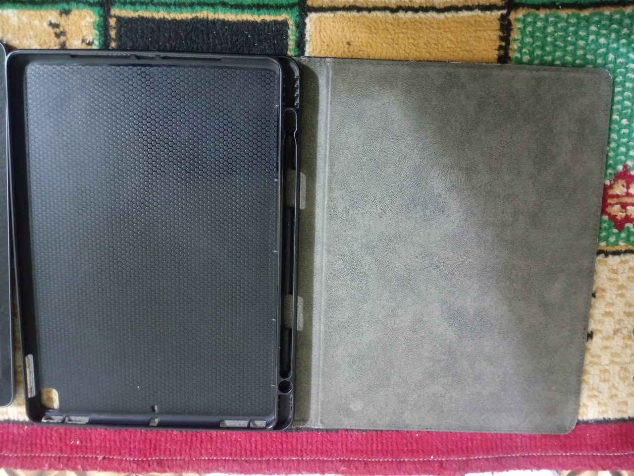 السلام عليكم ايباد ايفون للبيع 
شاحنه اصليه و كفر اصلي جهاز خير من الله 
السعر 300 الف 
‏‪***********‬‏ هاذا الرقمي بي بس وتس اب
