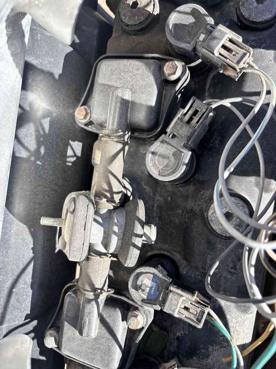 السلام عليكم 
للبيع مكينة جكسر ألف موديل 
٢٠٠٢
مكفولة وهاذي صورها كدامكم 
هـ :***********
