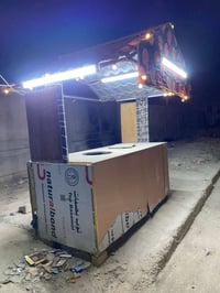 عربانه للبيع بيهه طباخ واناره كامله رايدهه ب350 وبيهه مجال مكاني بغداد...