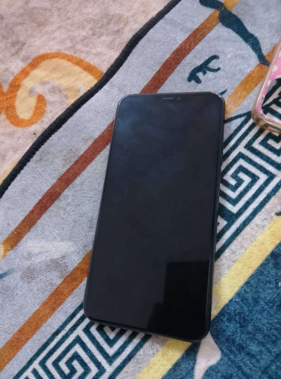سلام عليكم ايفون 11 برو ماكس 
نضافه وبطاريه 100
جديد  بس كسر بضهر خفيف 
السعر خاص الشراي يجي واتساب 
*********** التواصل ع رقم
