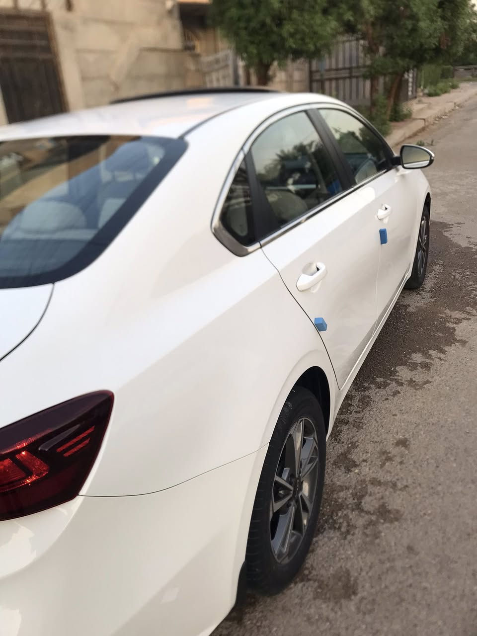السلام عليكم كيا سيراتو 2024 فول مواصفات عده البصمه بيها بارد شبر بالصندوك وبيها رصعه صغيره والدعاميه الخلفيه مصبوغه اثر شخط والباقي كفاله عامه السعر 175$ مكاني بغداد الدورة 
للاستفسار ***********
ملاحظه غير متواجد ع الفيس
