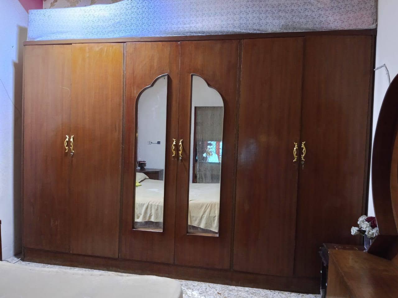 السلام عليكم غرفه مستخدم ساده بغداد جسر ديالي رايدهه 750 وبيهه مجال لطيبين***********

